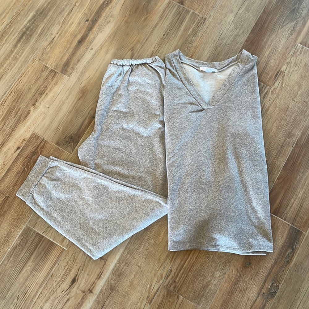 Flora sweatsuit